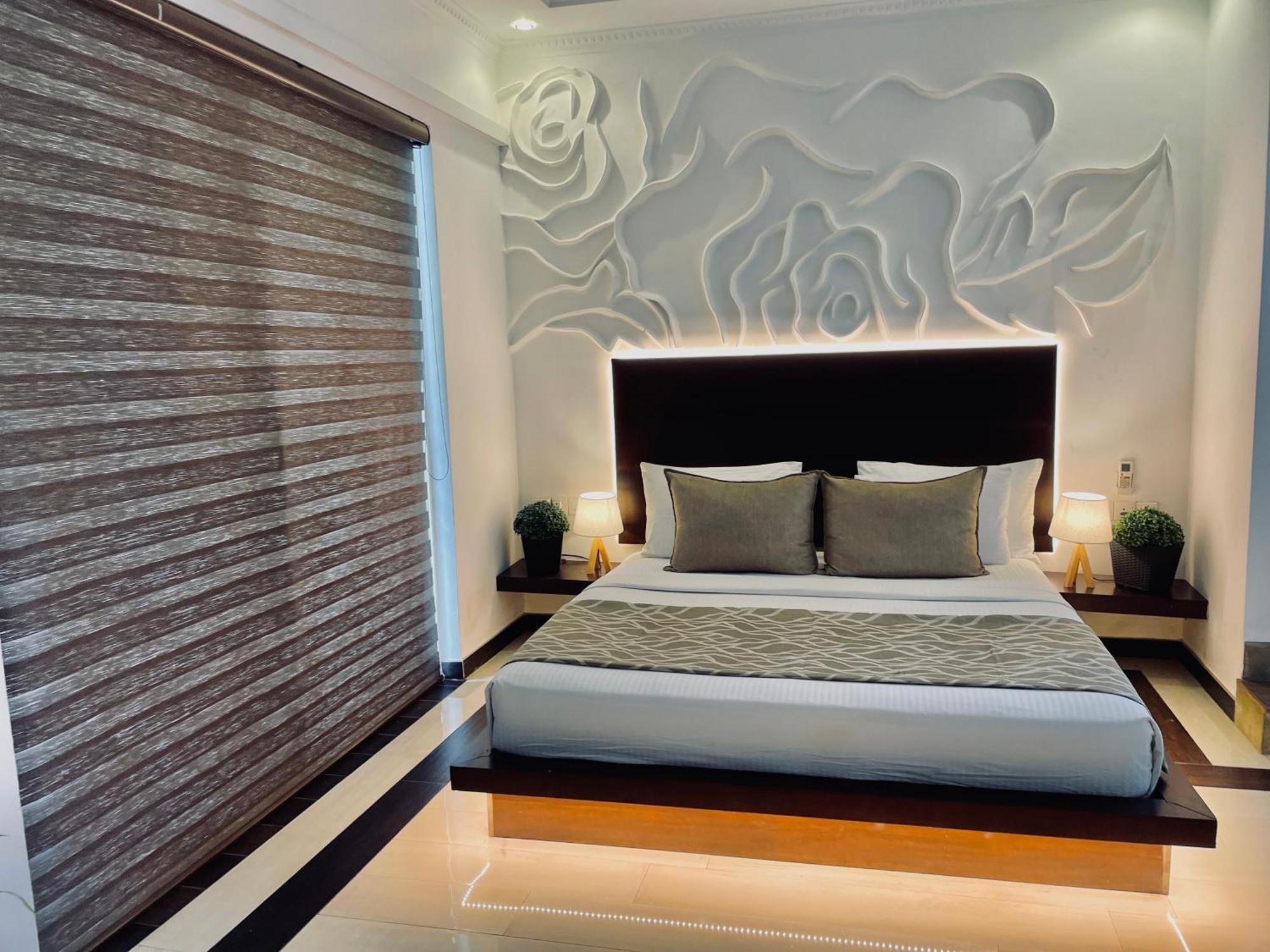 8 Plus Motels Negombo Exterior foto